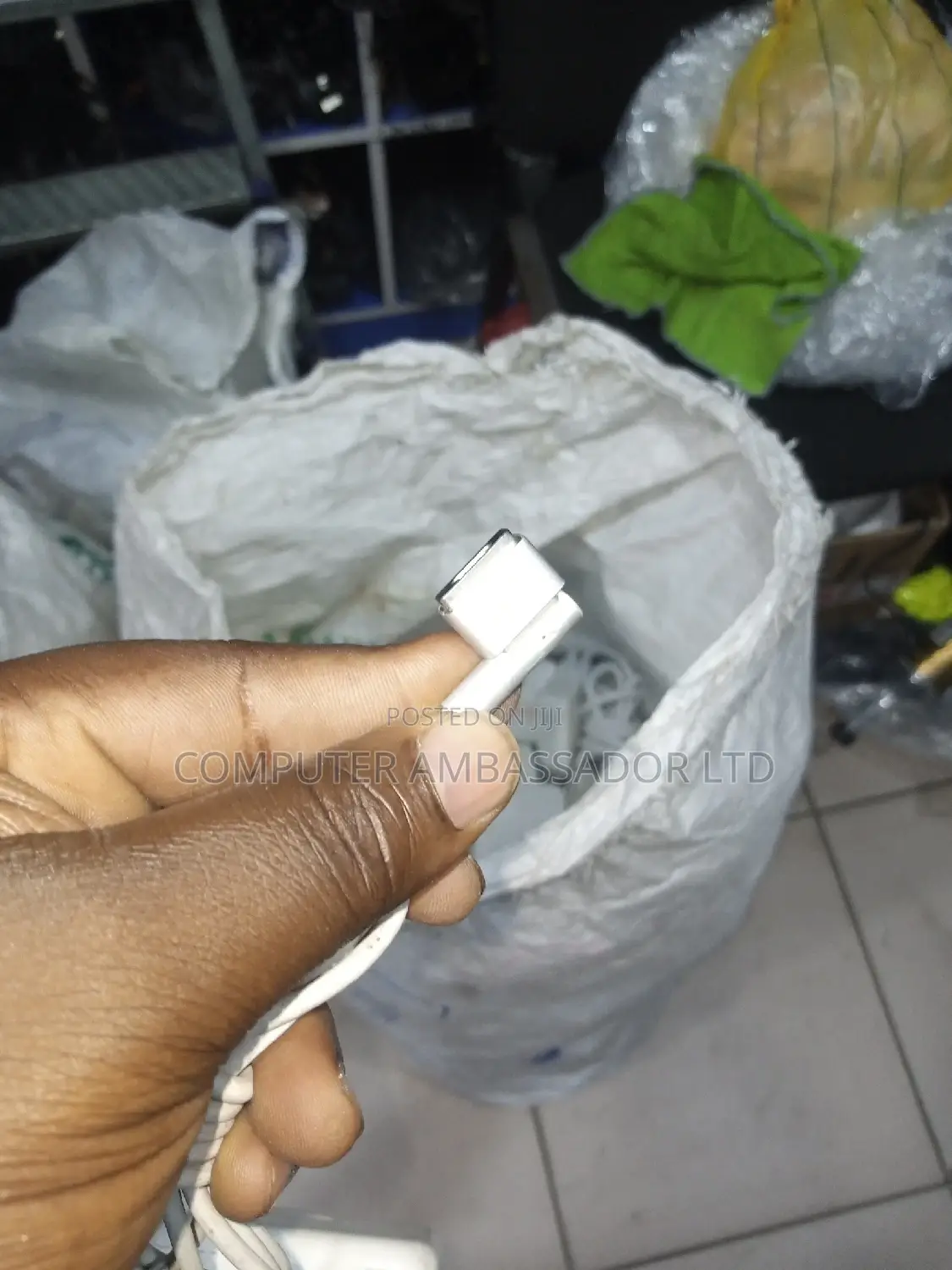 Macbook Chargers Converter