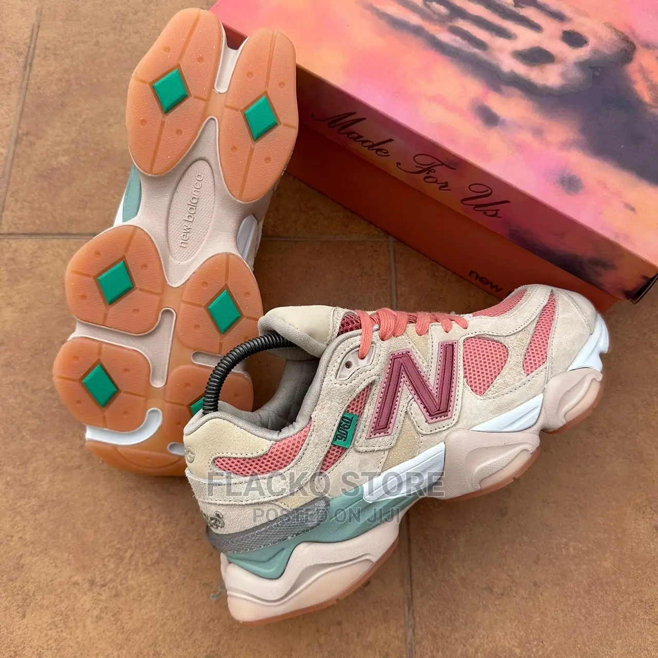Original New Balance 9060 Sneakers