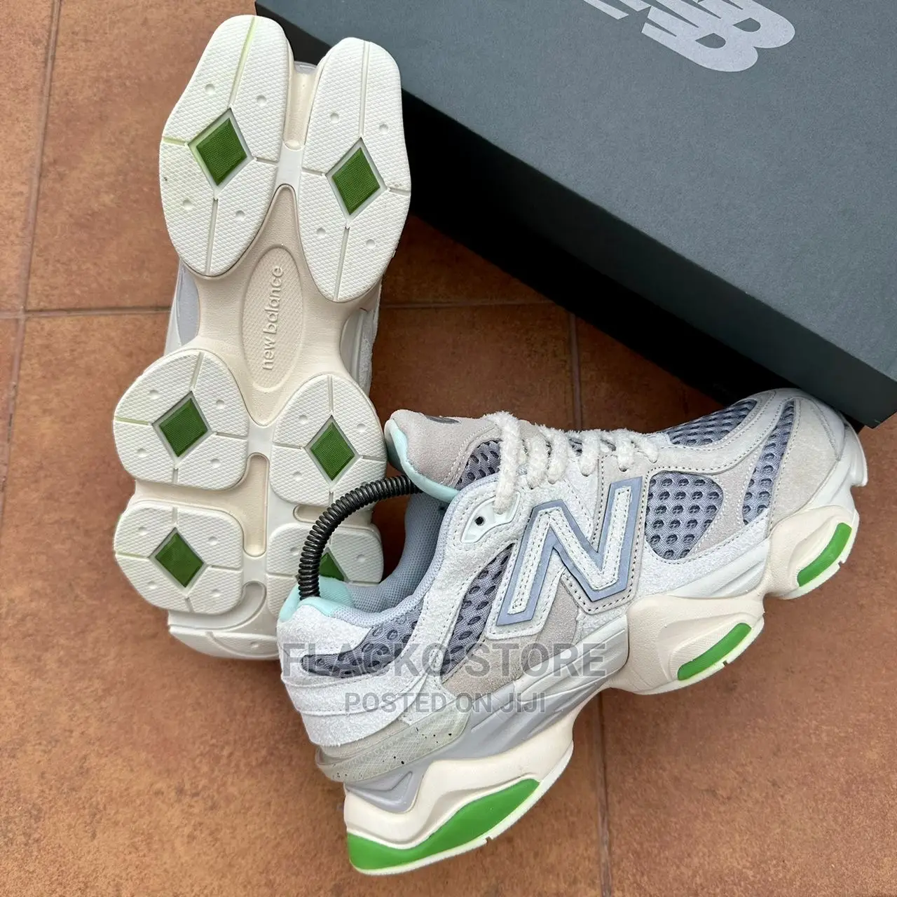 Original New Balance 9060 Sneakers