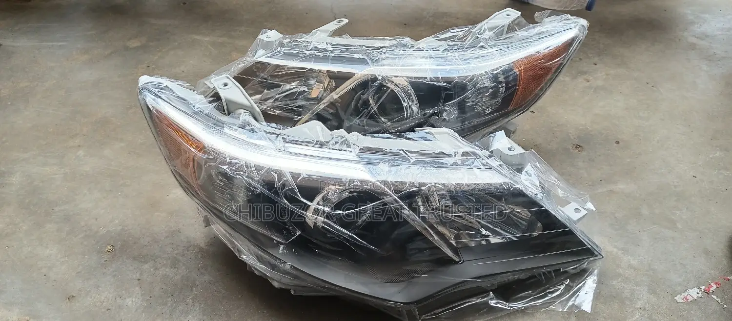 Headlamp for Camry 2013/2014 Dark New One