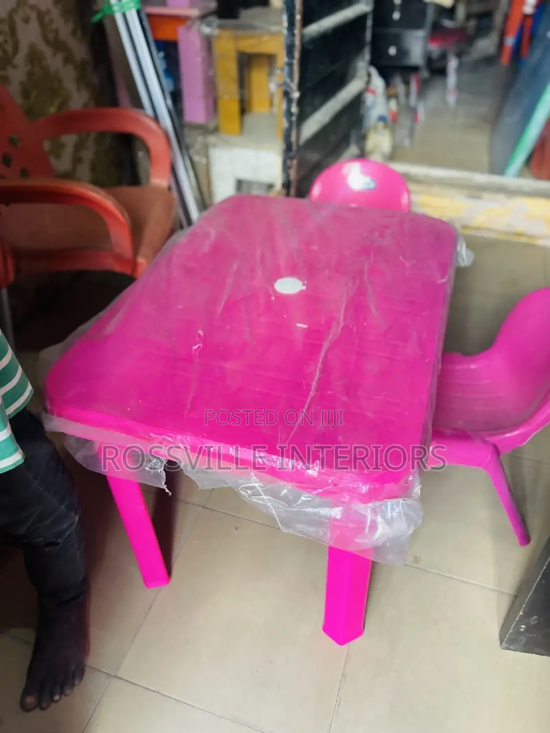 Premium Children Table