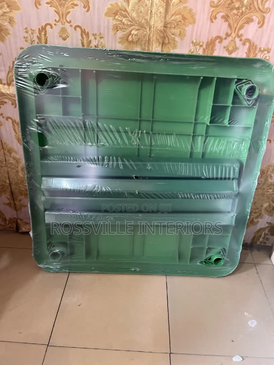 Highquality Plastic Table