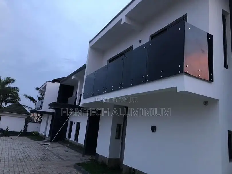 Balcony Glass Handrail