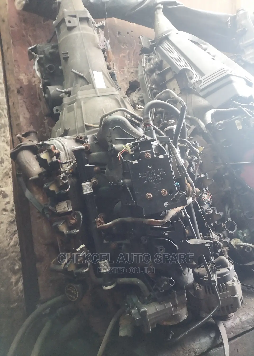 Engine and Gear Box Chevrolet Avalanche.