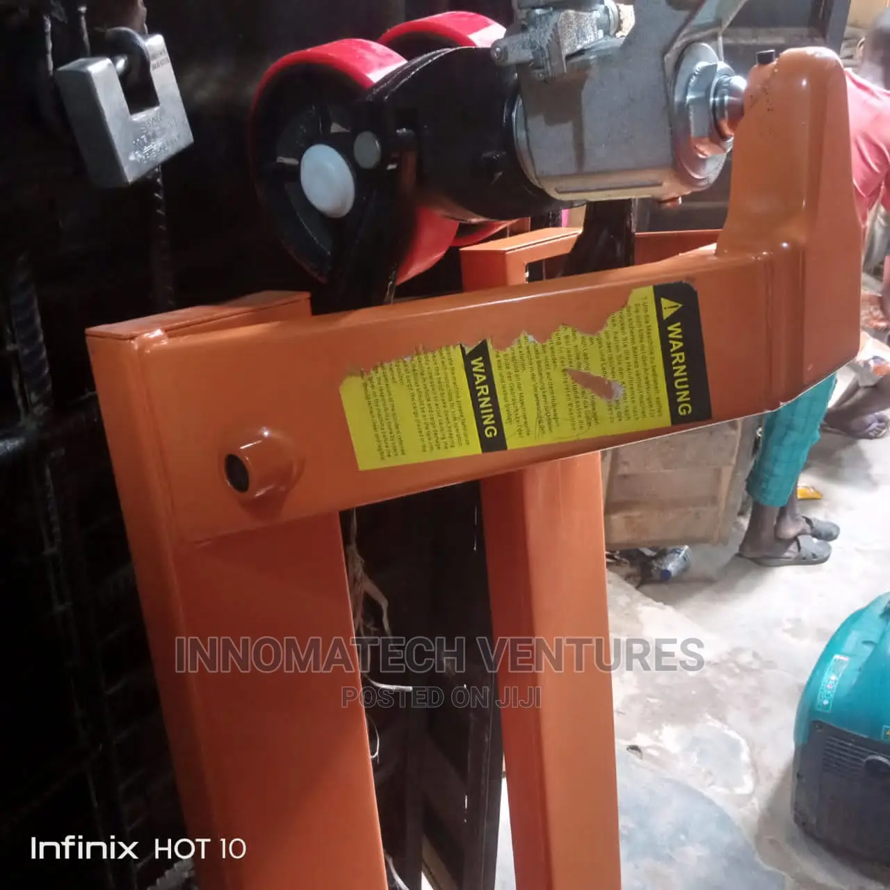 Hydraulic Hand Pallet Truck