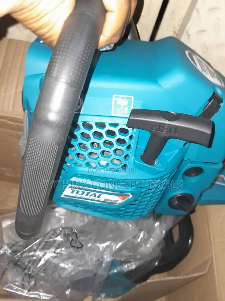 Total Gasoline Chain Saw 24"