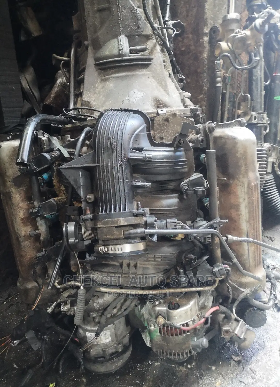 Engine and Gear Box Jeep Liberty 3.7l, 2000 Model.