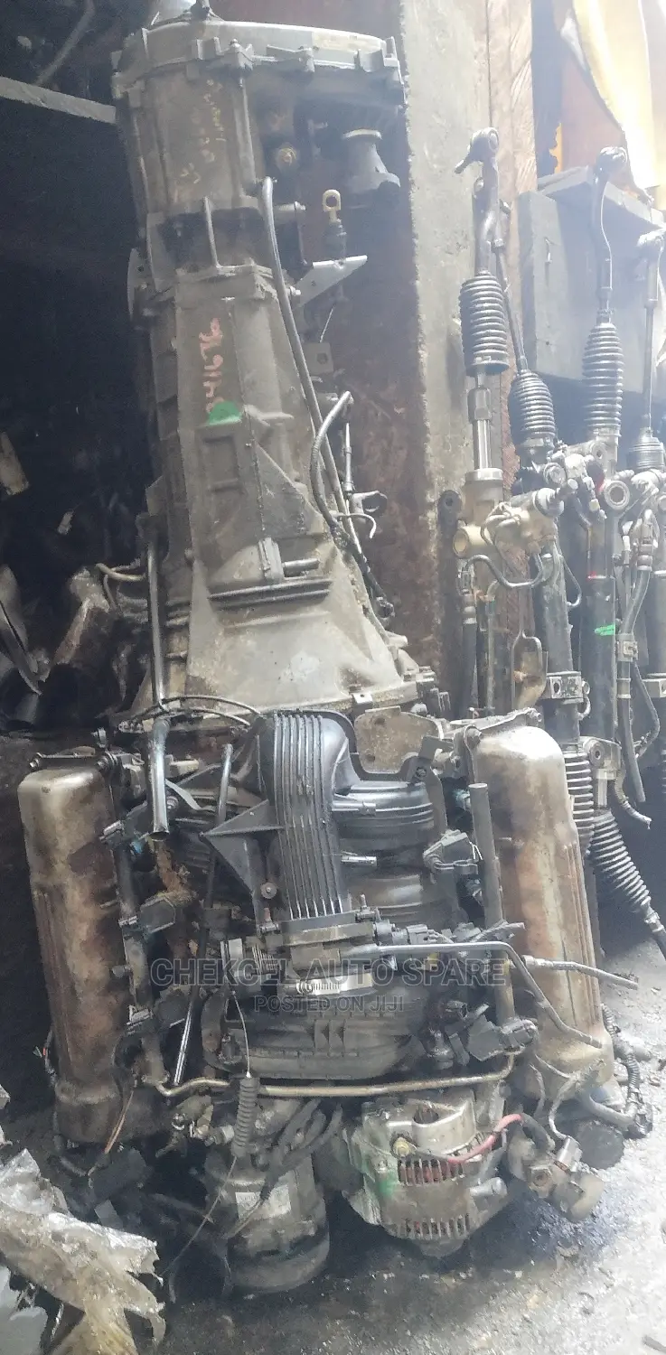 Engine and Gear Box Jeep Liberty 3.7l, 2000 Model.