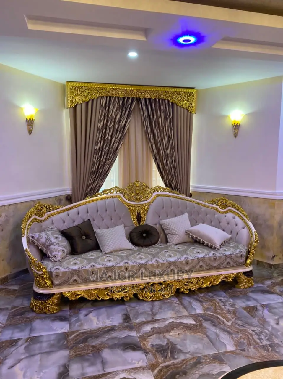 Turkey Antic Board Design (Gold) With Turkey Curtains