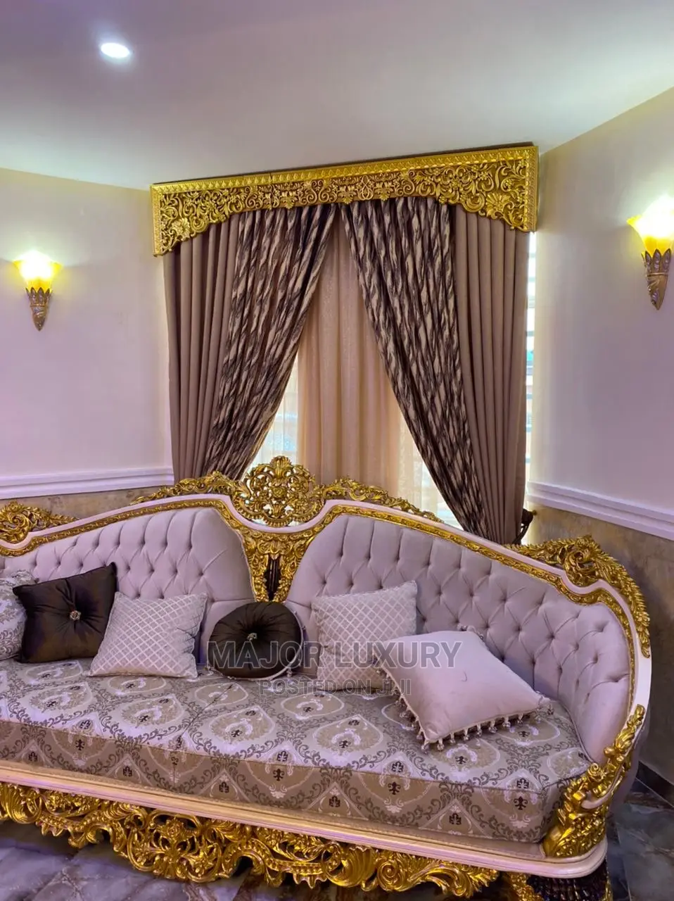 Turkey Antic Board Design (Gold) With Turkey Curtains
