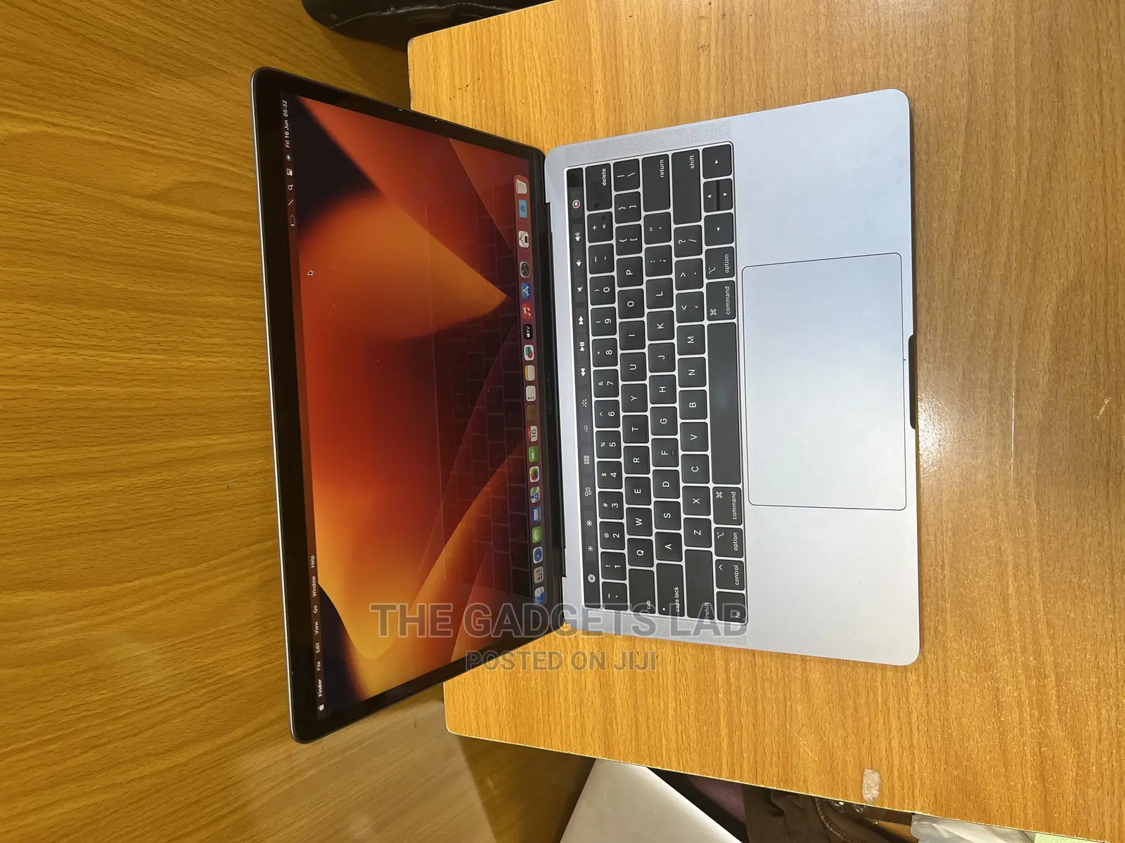 Laptop Apple MacBook Pro 2017 16GB Intel Core I7 SSD 1T