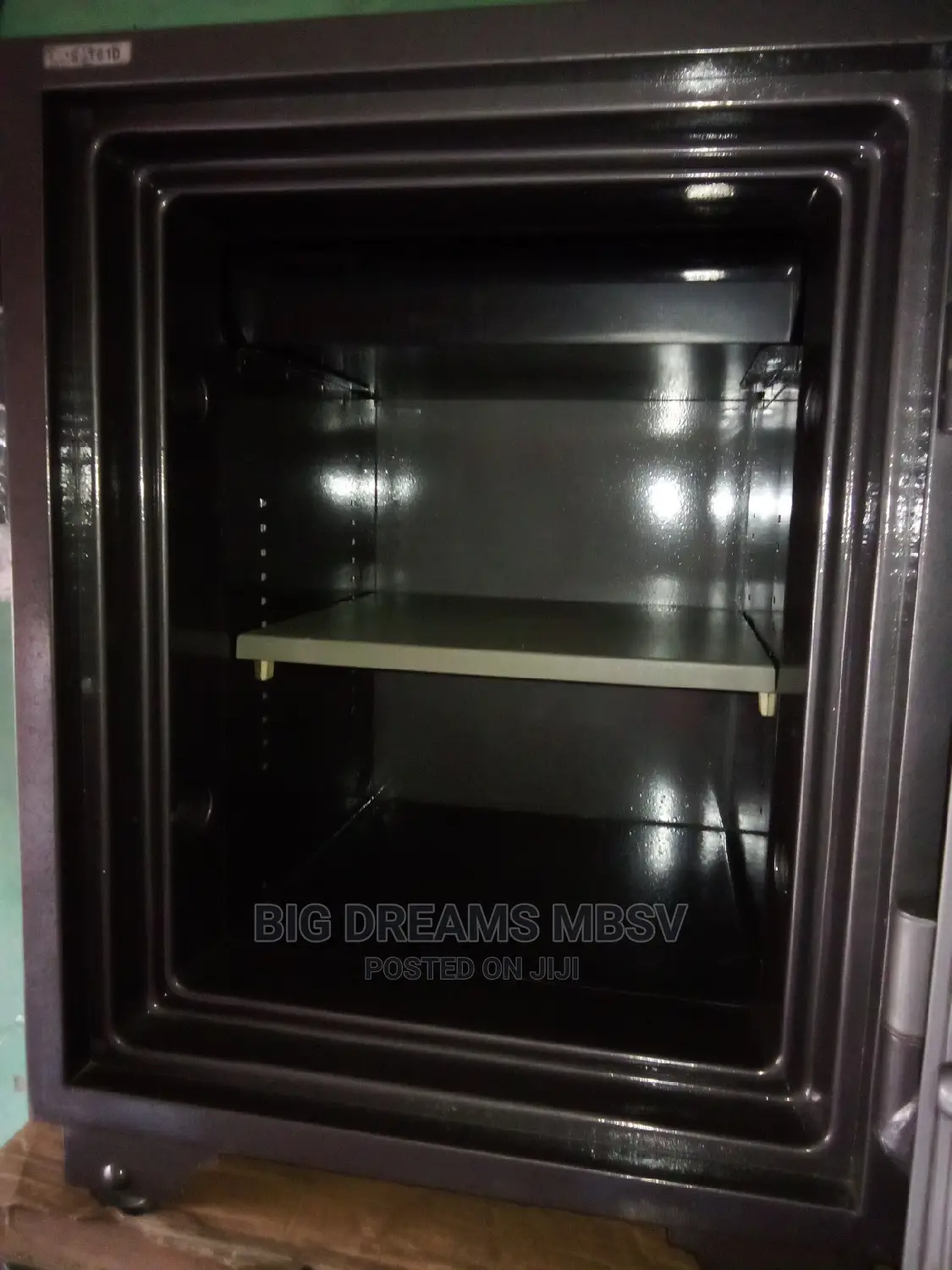 005 Boil Manual Fireproof Safe