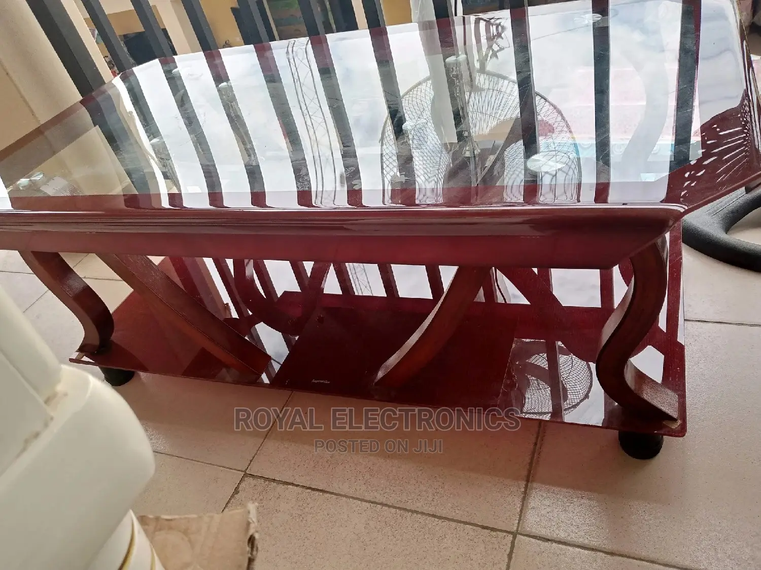 Fashioned Standard Tempered Glass Center Table