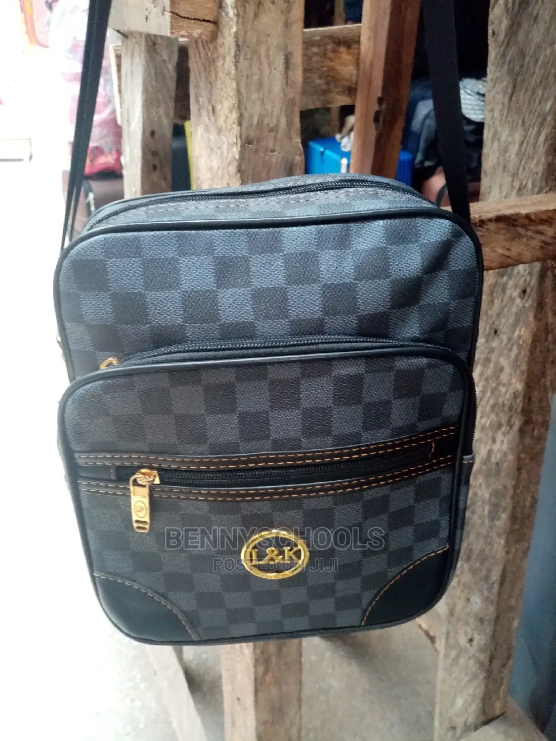 Leather Black Draft Side and Shoulder Bag