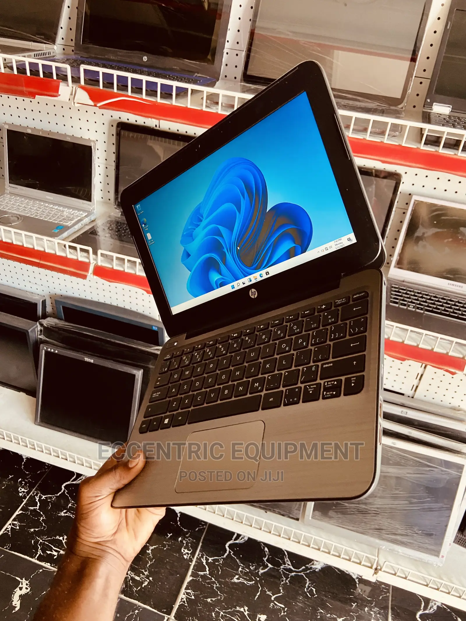 Laptop HP Stream 11 4GB Intel SSD 60GB