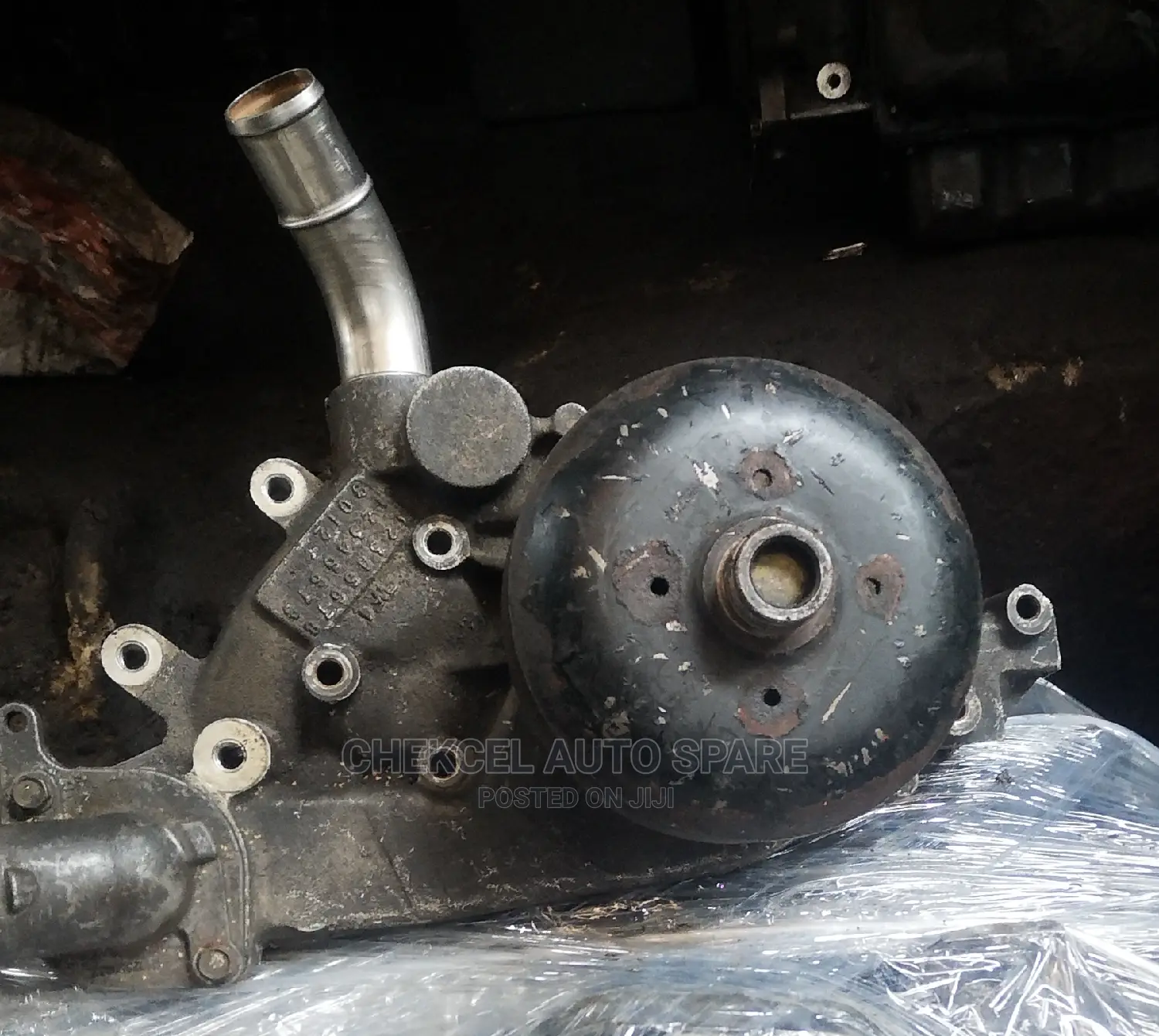 Water Pumps Chevrolet Express, GMC Hummer 2.