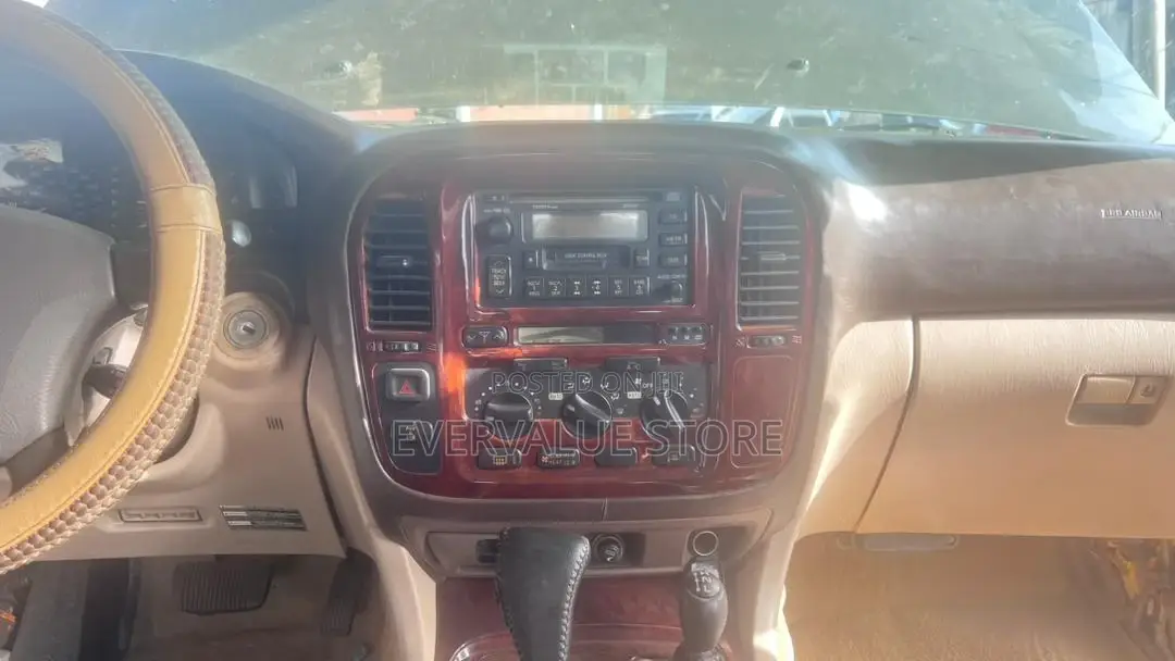 Toyota Land Cruiser 1998-2002 Tesla Android