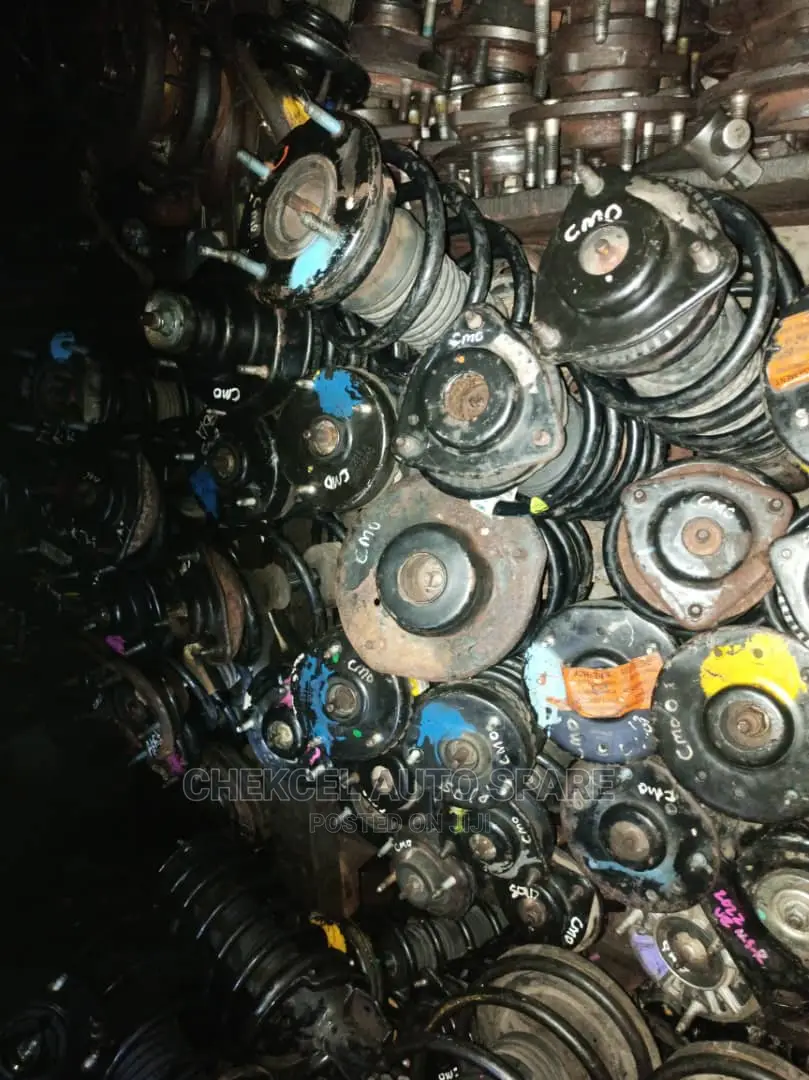 Underneath Explorer 3.5l 2013 V6, All American Cars/Jeeps.