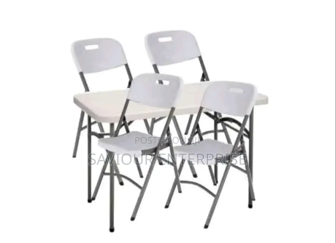 Folded Plastic Chair With Iron Leg