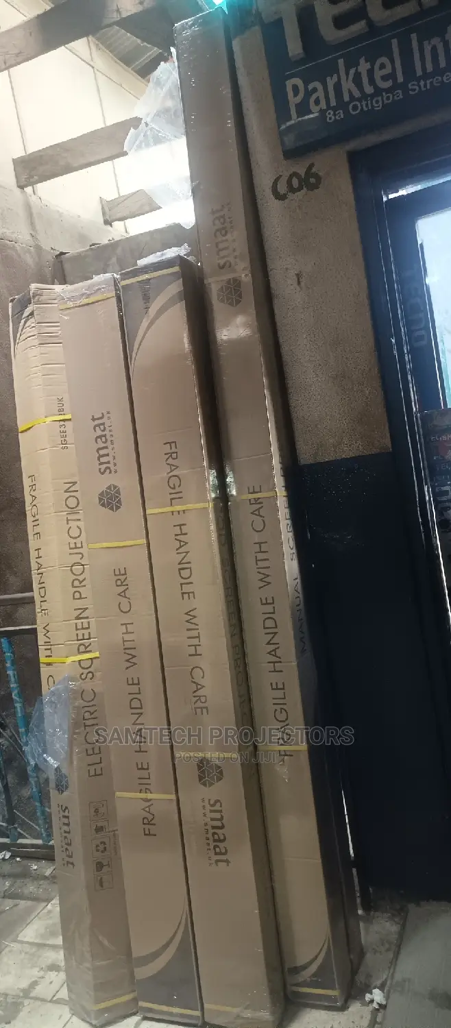 Tripod Screen, Manual, and Electric Screen.