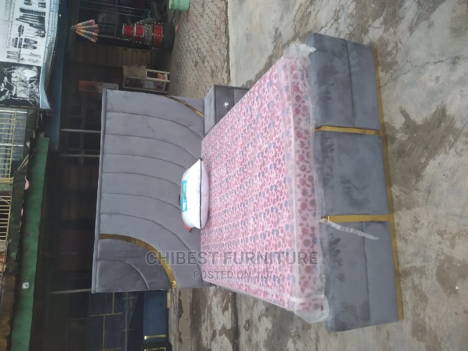 Quality 4.5by6 Upholstery Padded Bed Frame With One Bed Side