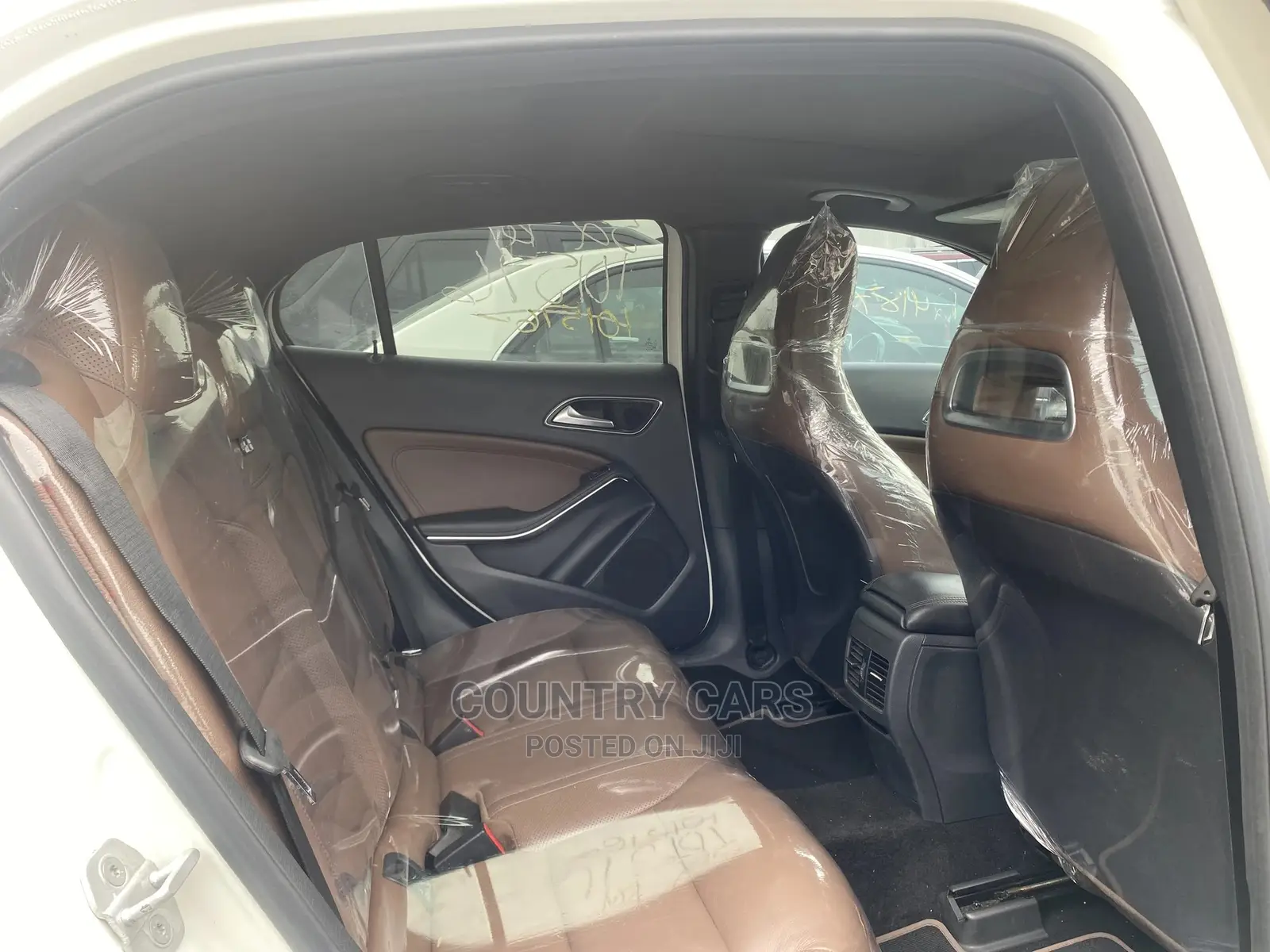 Mercedes-Benz GLA 250 2015 White