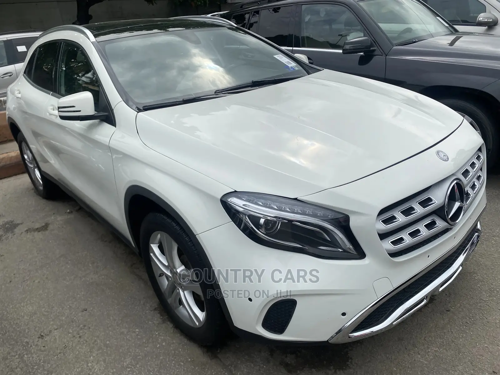 Mercedes-Benz GLA 250 2017 White