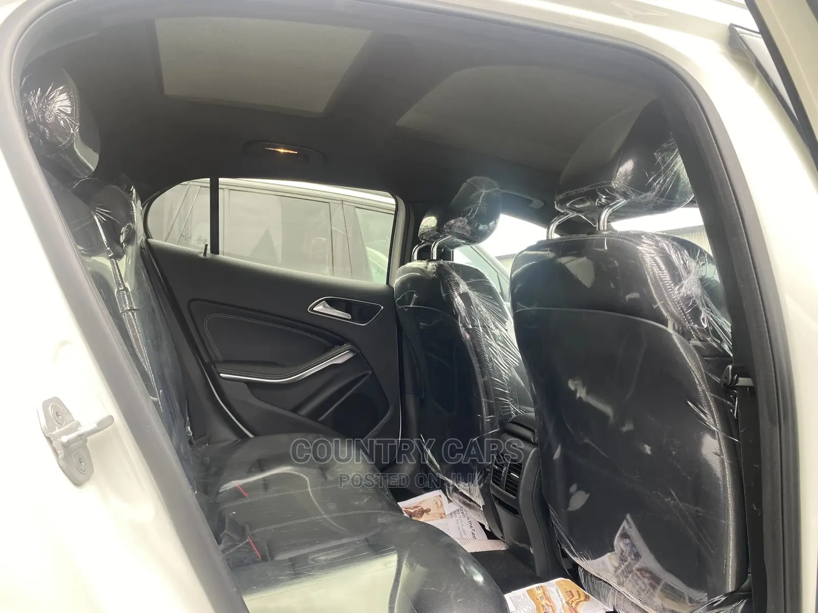 Mercedes-Benz GLA 250 2017 White
