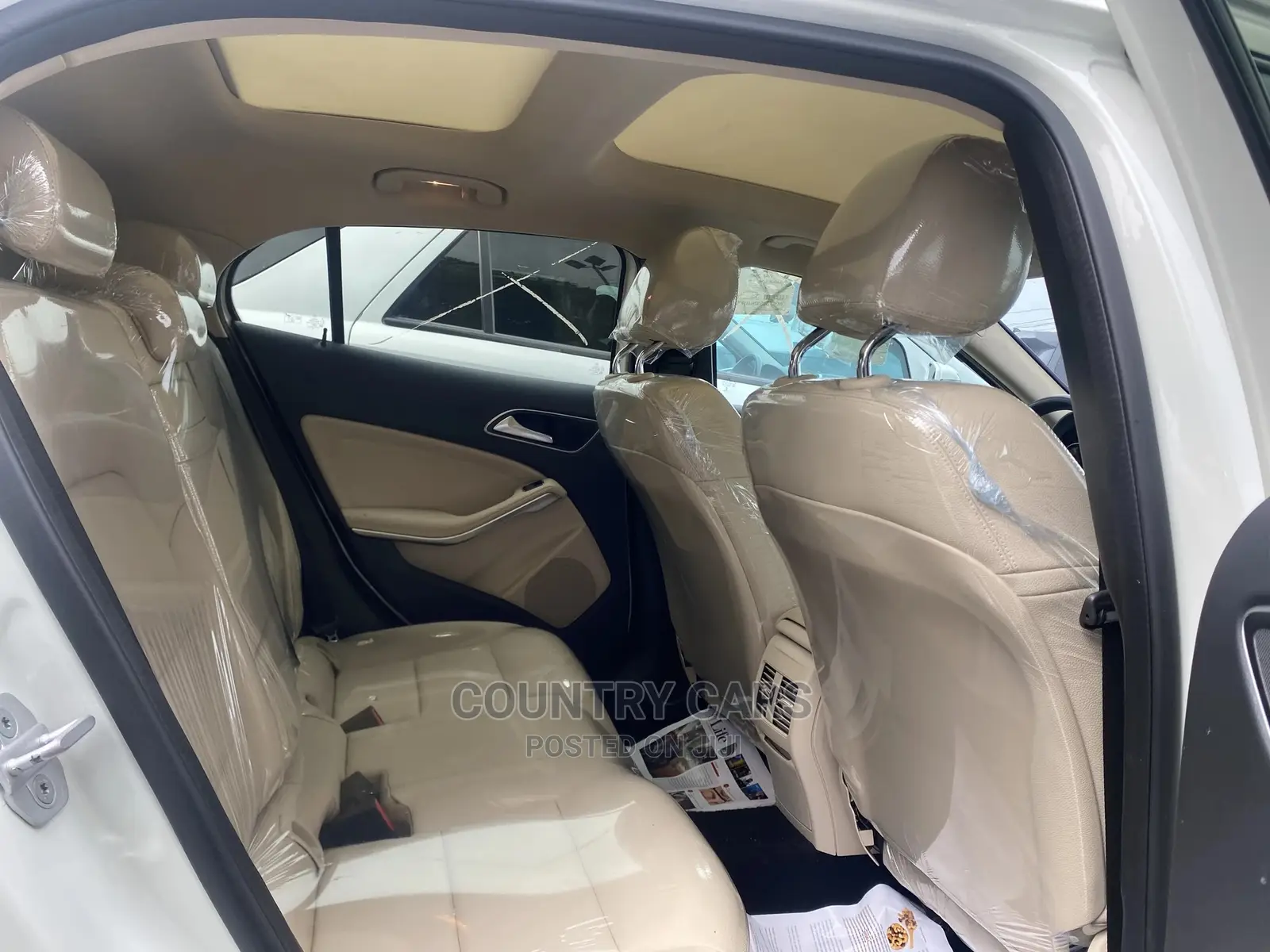 Mercedes-Benz GLA 250 2016 White