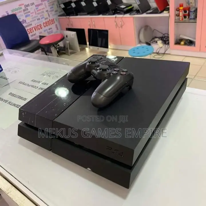 Ps4 Console + 10 Installed Games Both Fifa25,Pes25,Gta,Car Race More