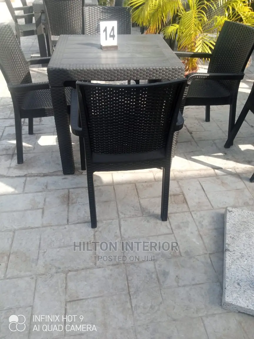 Quality Outdoor Table and Chairs