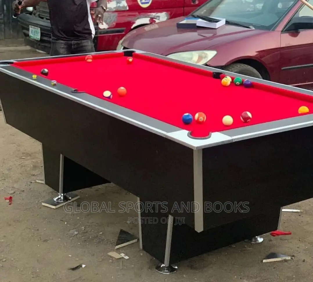 Affordable Snooker Board With Complete Accessories