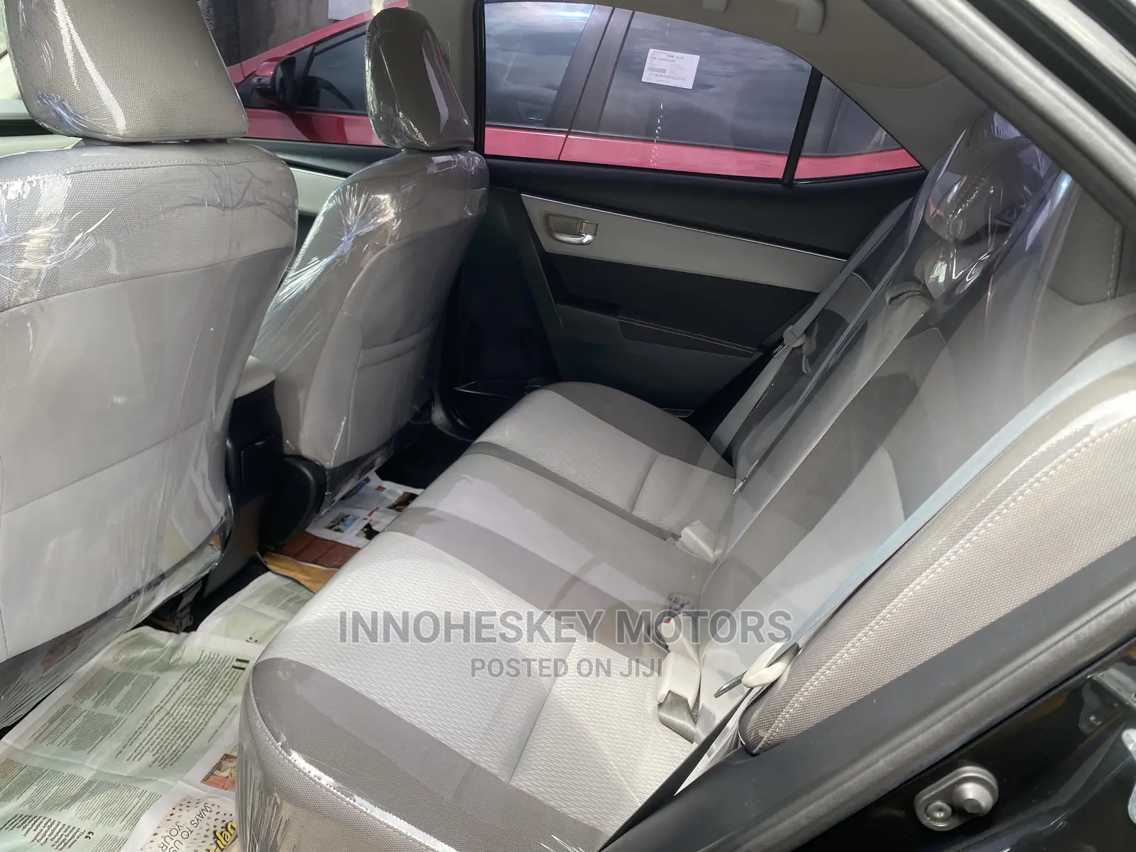 Toyota Corolla LE (1.8L 4cyl 2A) 2018 Black
