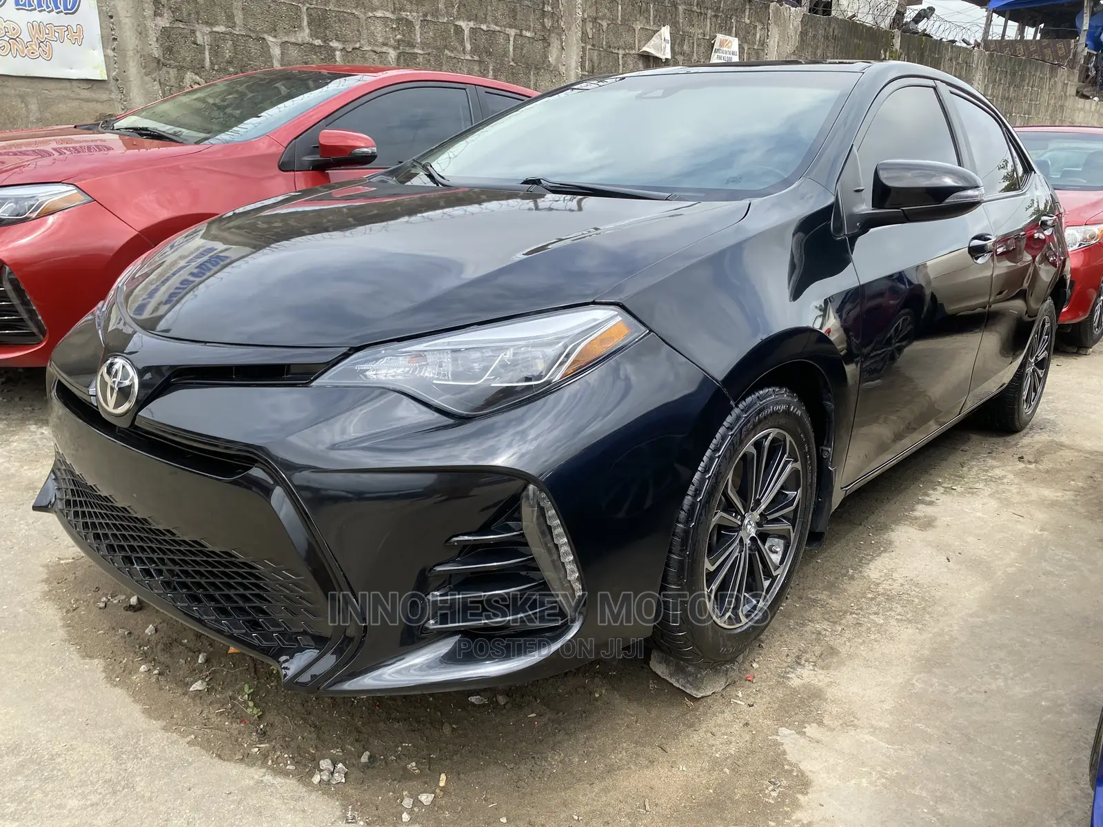 Toyota Corolla LE (1.8L 4cyl 2A) 2018 Black