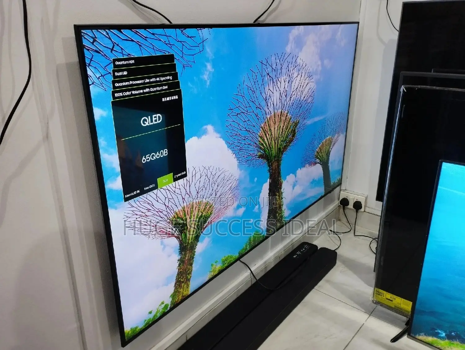 Samsung 65 Inch Smart UHD HDR QLED TV (2022)