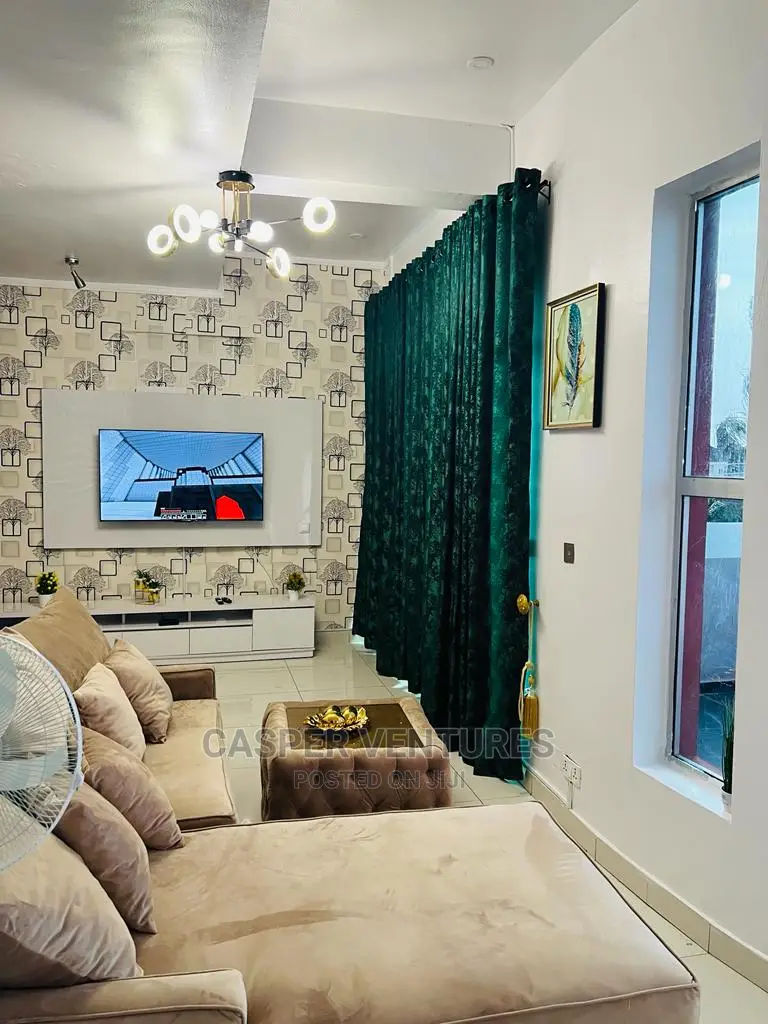 Exclusive 1-Bedroom Apartment