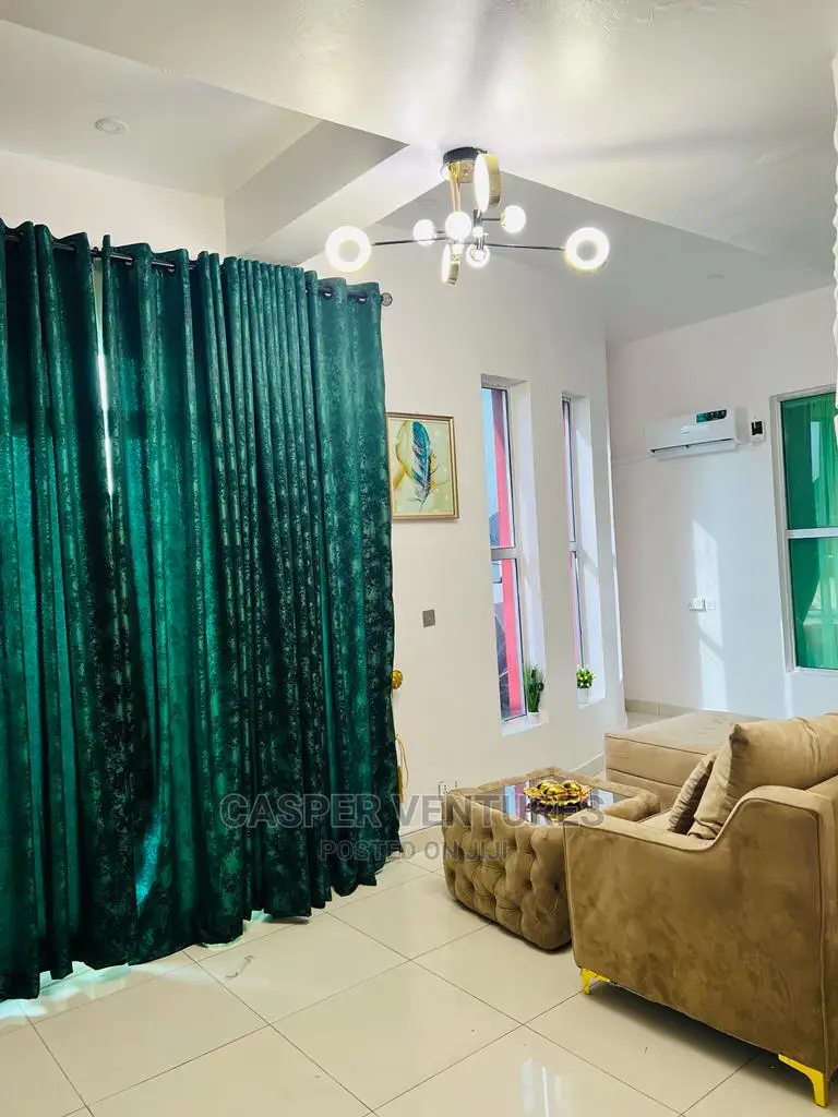 Exclusive 1-Bedroom Apartment