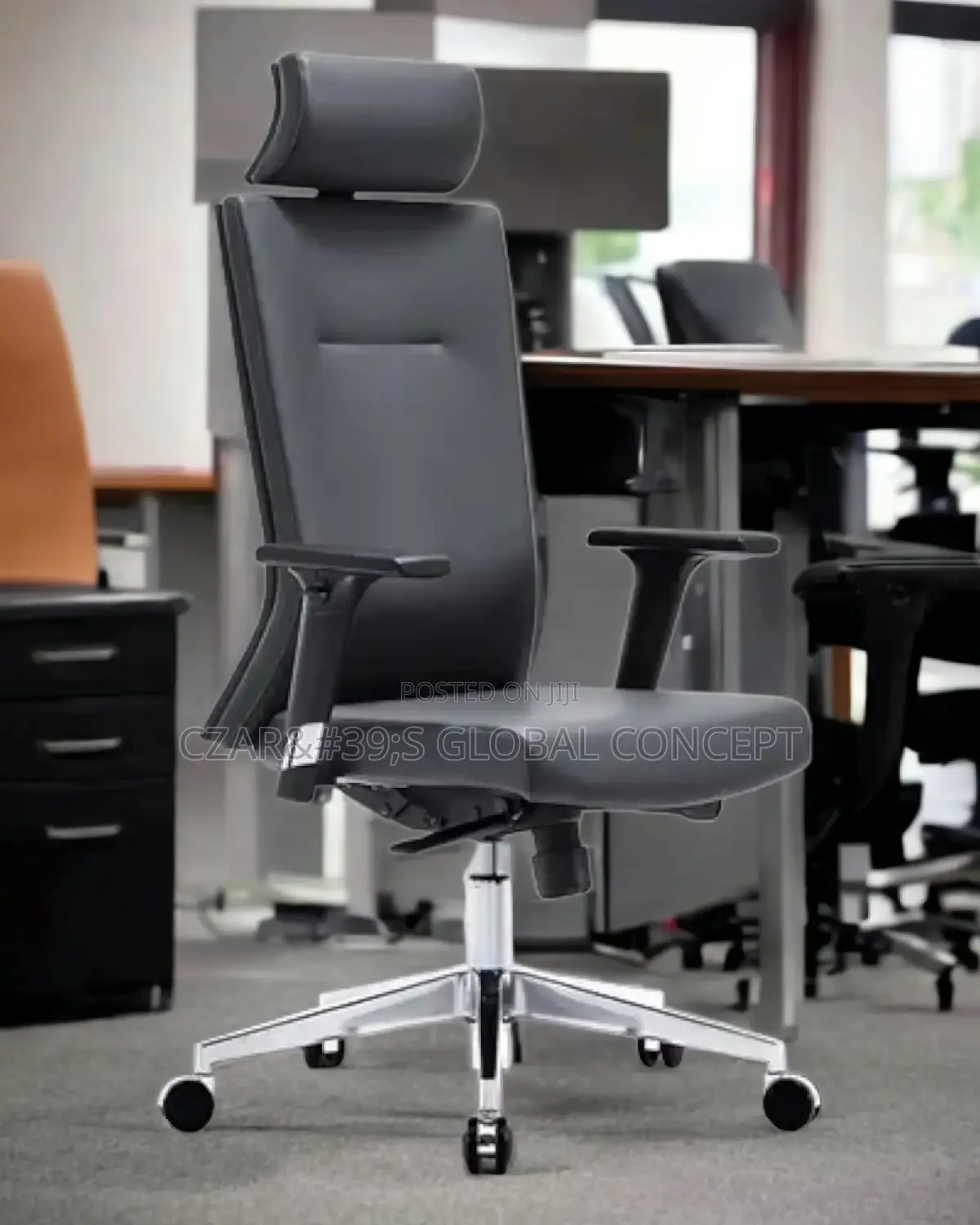 Quality Executive Adjustable Swivel Leather Office Chair.