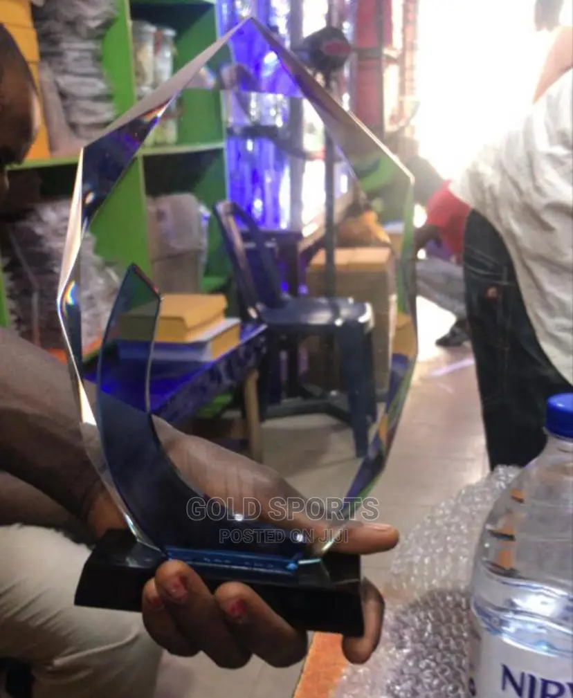 Acrylic Award Z10