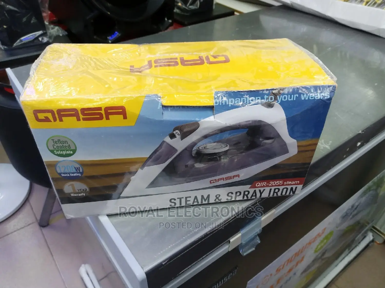 Unique Design Qasa Steam Spray Iron