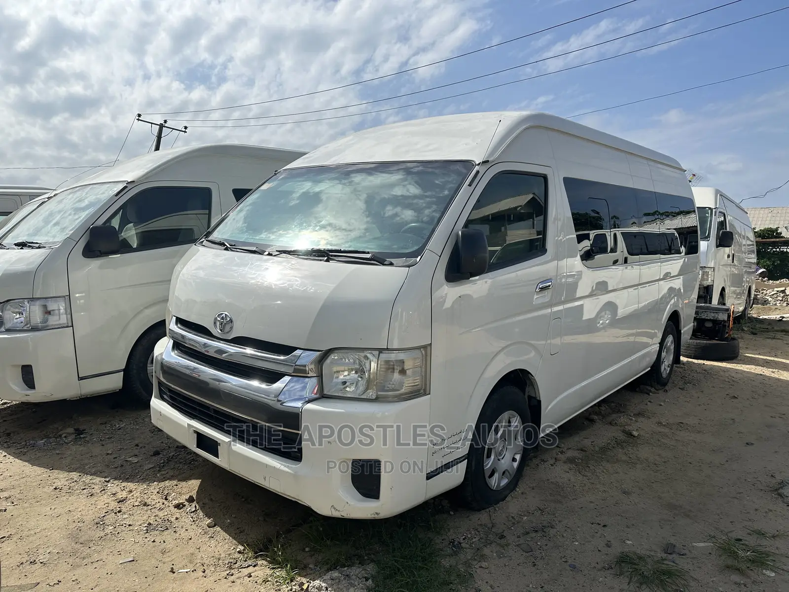 Toyota HiAce 2014 White