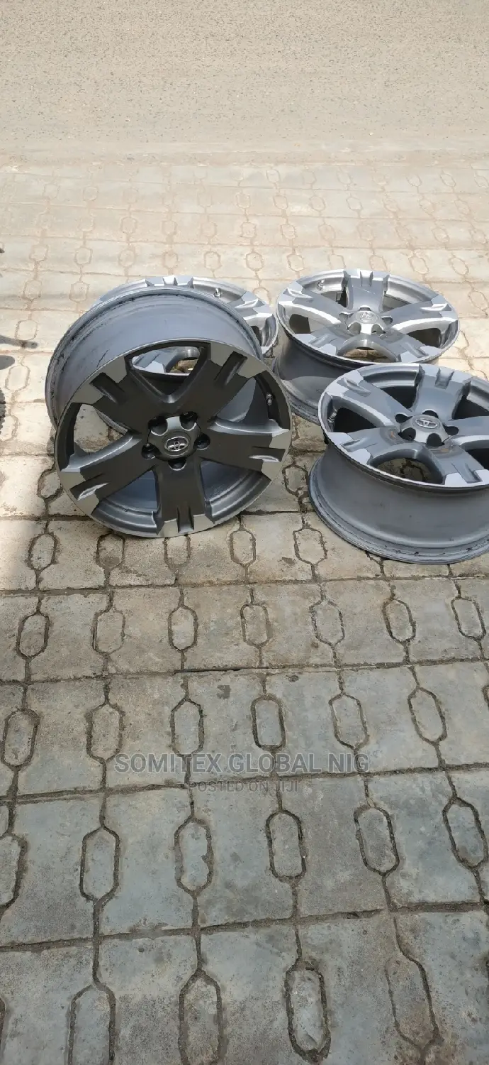 RAV4 Alloyed Rim18!