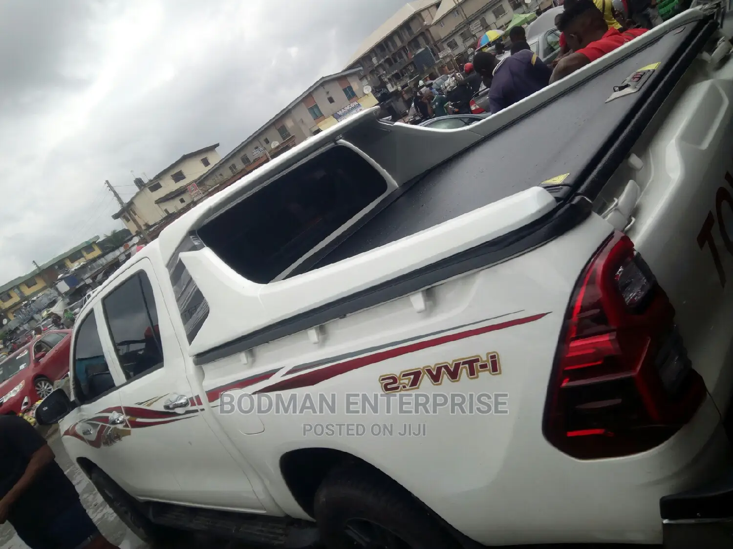 Boot Cover Rolling With Spoiler TRD **