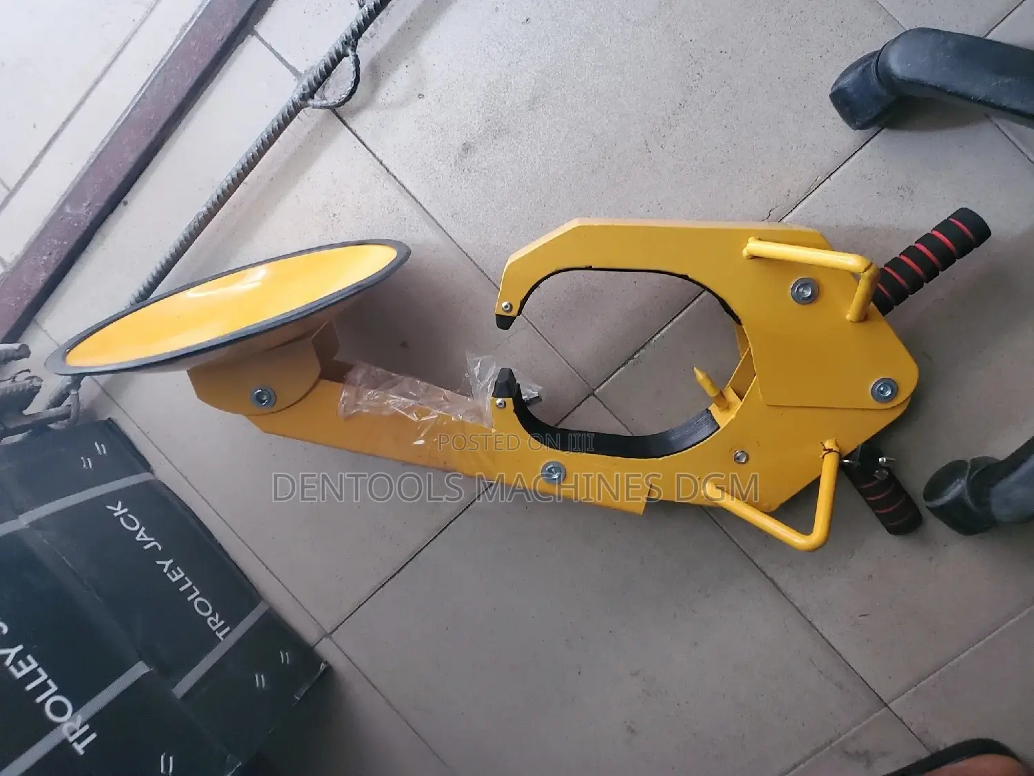 Wheel Lock Heavy Duty Clamp Lock