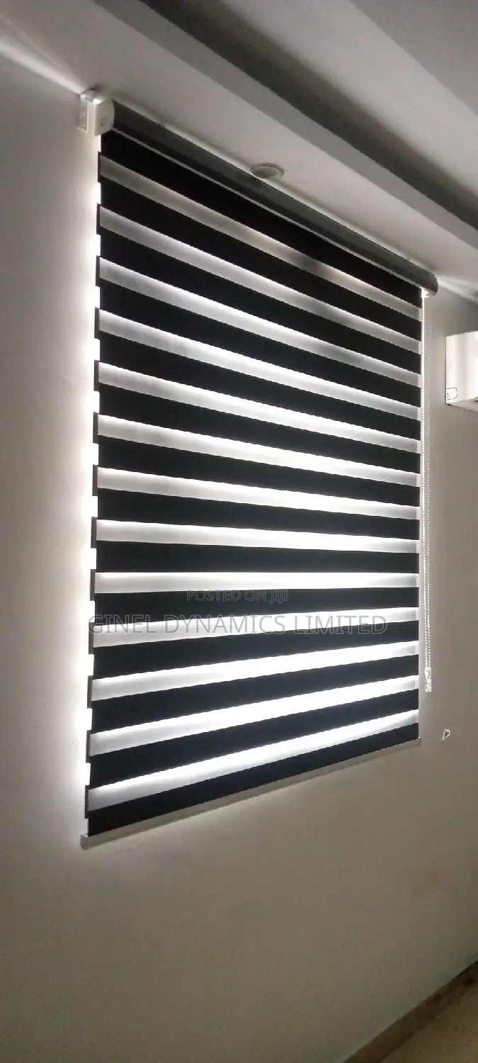 High Quality Window Blinds (Free Delivery)