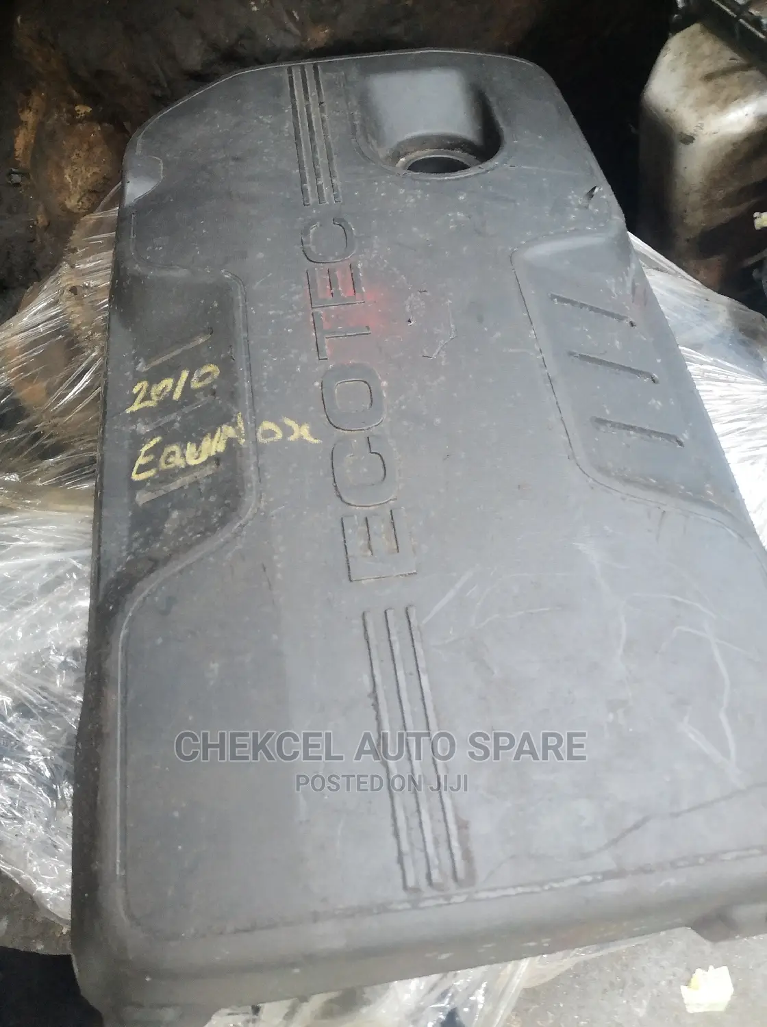 Engine Cover Chevrolet Equinox.