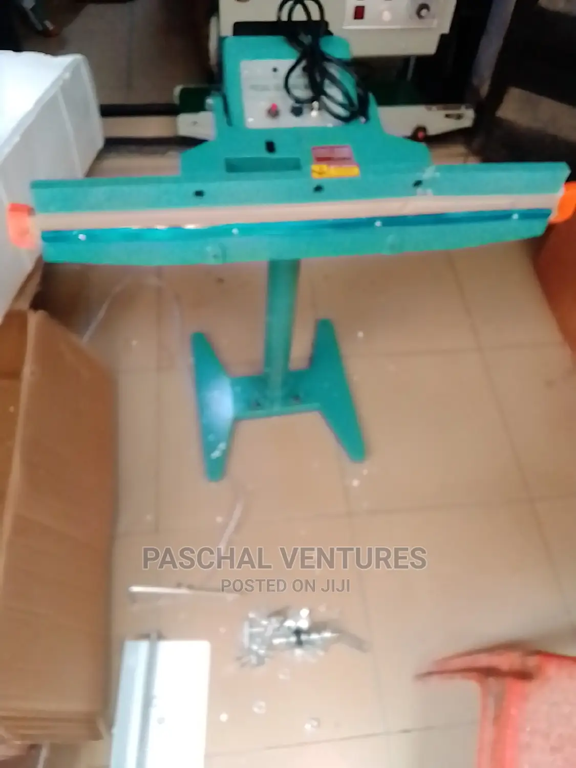 Pedal Sealing Machine 650 Mm