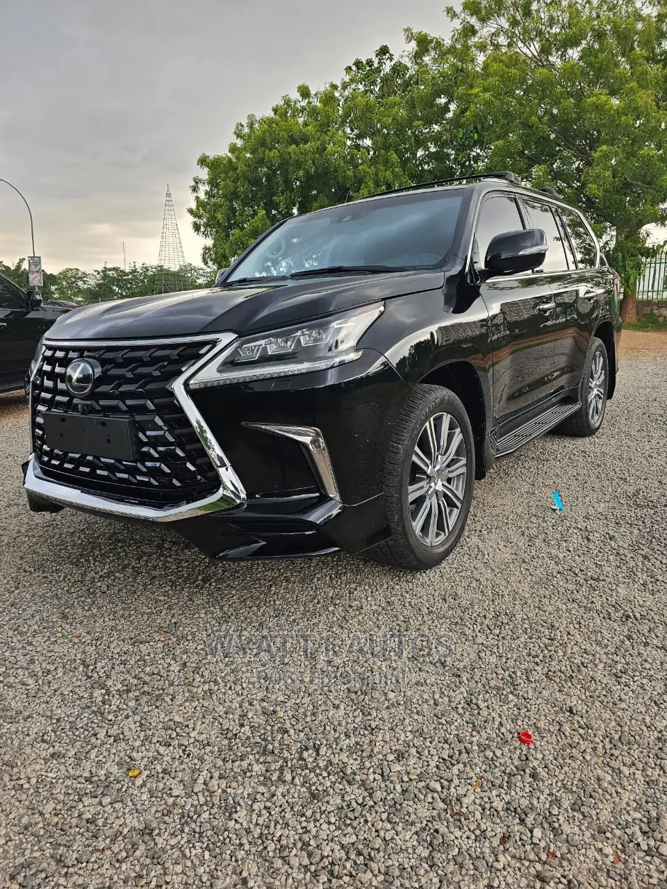 Lexus LX 570 (5 seats) AWD 2021 Black