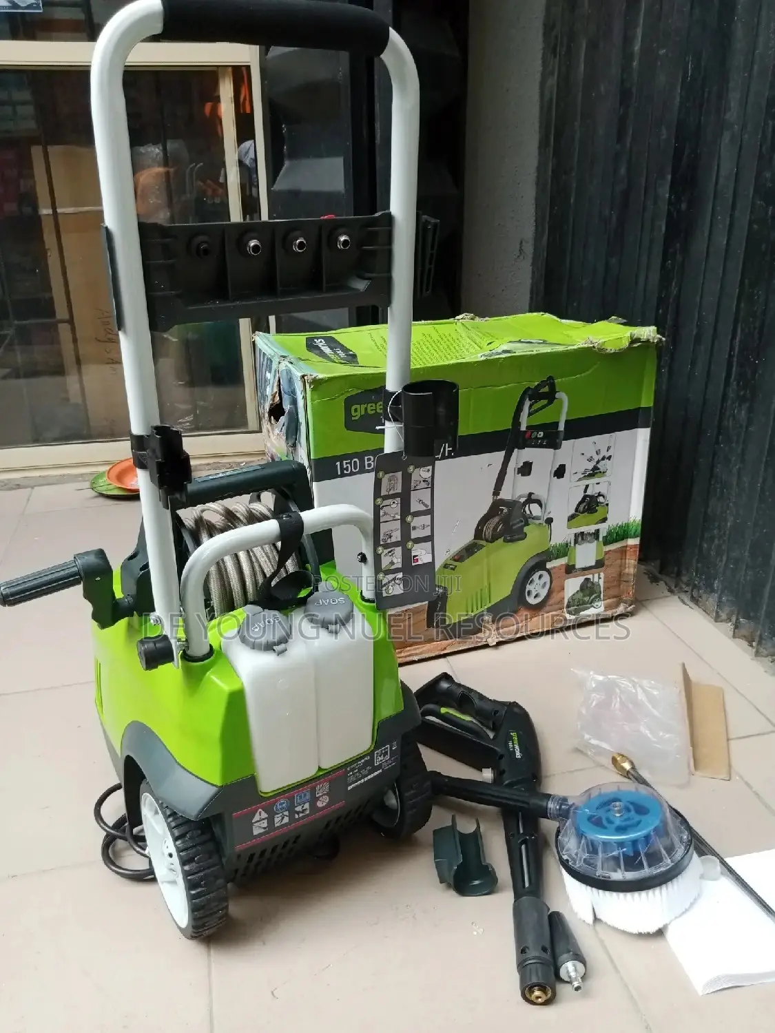 Standard Electric Pressure Washer Machine With Soap Can