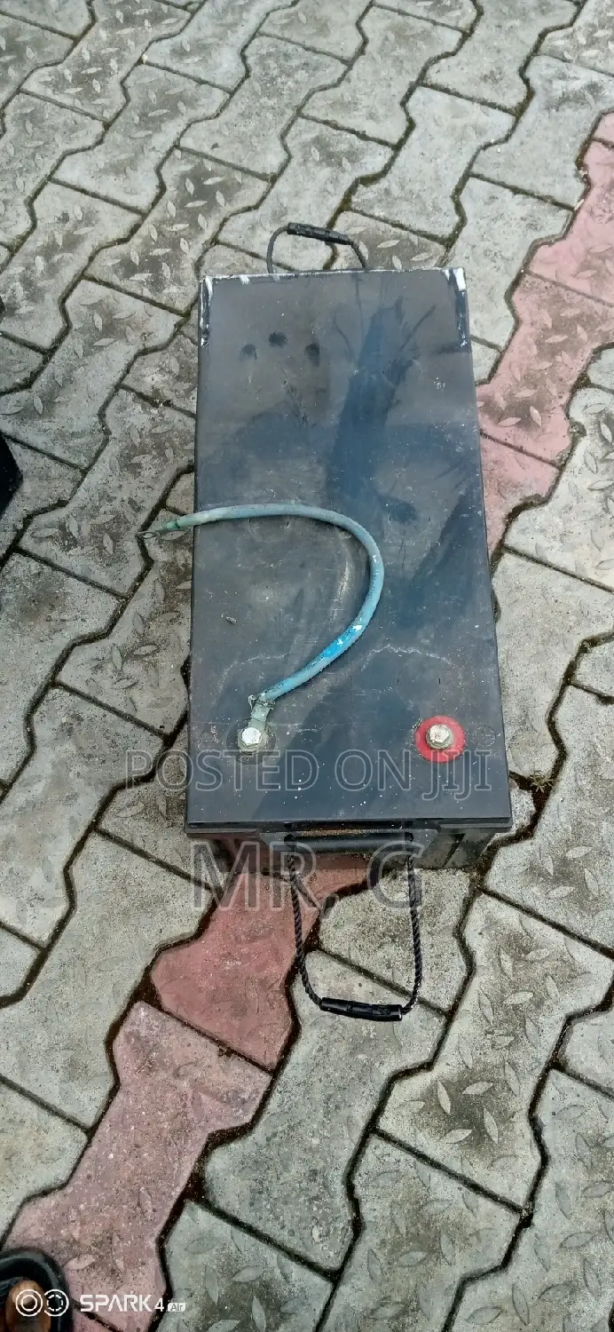 We're Battery Dealer Old/Scrap Inverter Battery